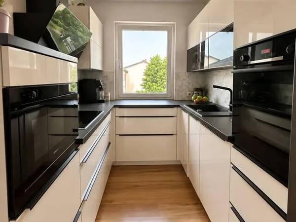 Immobilie in Haid - Neuer Preis: Schöne 3-Zimmer-Wohnung mit Loggia in Haid zum Top-Preis - sofort beziehbar - Bild 1