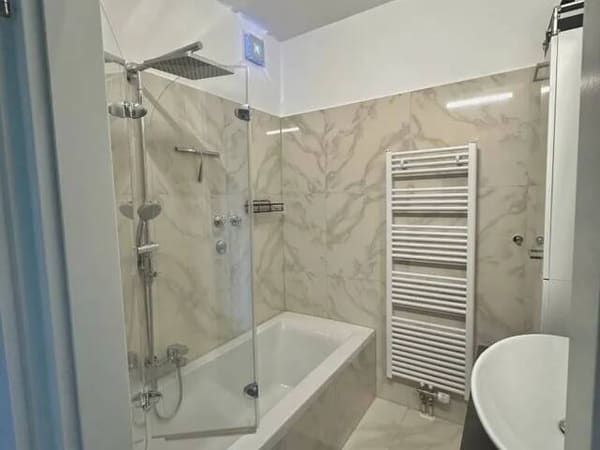 Immobilie in Haid - Neuer Preis: Schöne 3-Zimmer-Wohnung mit Loggia in Haid zum Top-Preis - sofort beziehbar - Bild 4