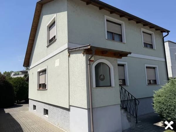 Immobilie in Günselsdorf - 1 oder 2 Familien unter einem Dach - Bild 1