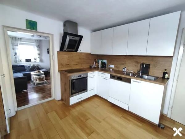 Immobilie in Mettmach - Gepflegtes Einfamilienhaus in schöner Siedlungslage - Bild 1