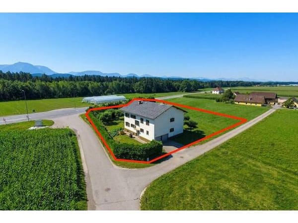 Immobilie in St. Johann - Mehrfamilienhaus mit Baulandreserve und Entwicklungspotenzial nahe Klagenfurt - Bild 3