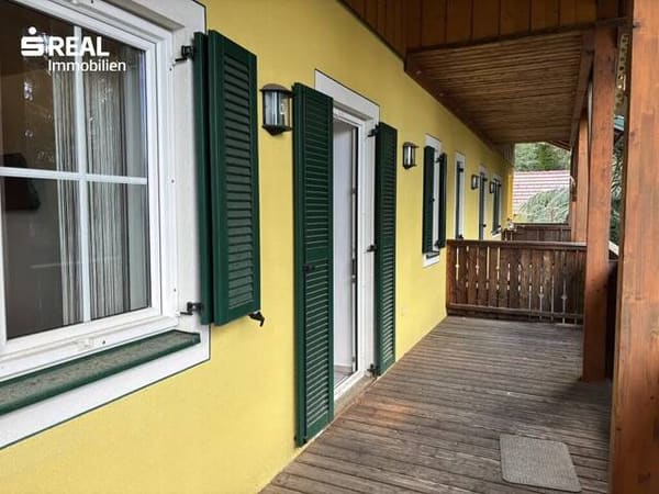 Immobilie in Höch - Charmante 2-Zimmerwohnung mit großzügigem Balkon in ruhiger Lage in Höch - Bild 0