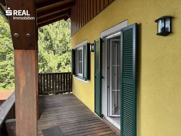 Immobilie in Höch - Charmante 2-Zimmerwohnung mit großzügigem Balkon in ruhiger Lage in Höch - Bild 1