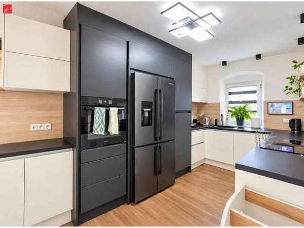 Immobilie in St. Margarethen an der Raab - Modern saniert auf über 3.000 m² Grund - mit Bar im restaurierten Gewölbekeller - Bild 0