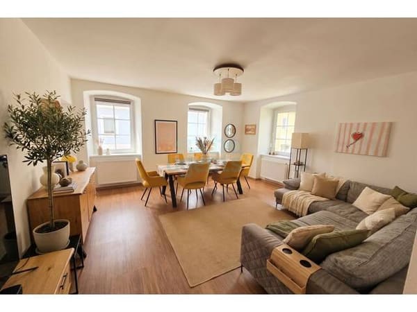 Immobilie in St. Georgen am Walde - Fast neuwertige Dachgeschosswohnung mit großer Dachterrasse, viel Platz, Garage & Weitblick - Bild 3
