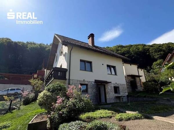 Immobilie in Proleb - Gepflegtes Einfamilienhaus mit großem Grundstück, Garage und Gestaltungspotenzial in Proleb - Bild 0