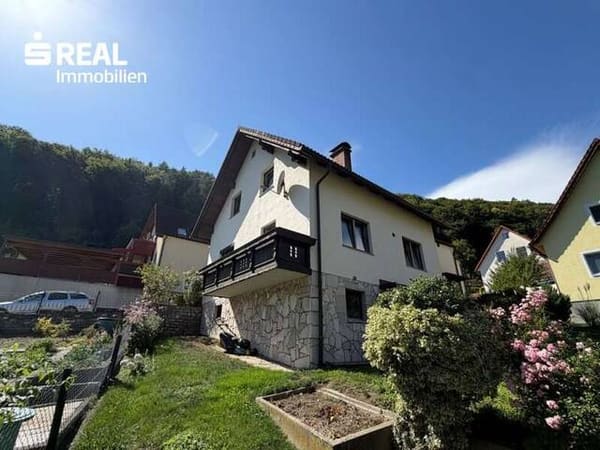 Immobilie in Proleb - Gepflegtes Einfamilienhaus mit großem Grundstück, Garage und Gestaltungspotenzial in Proleb - Bild 2