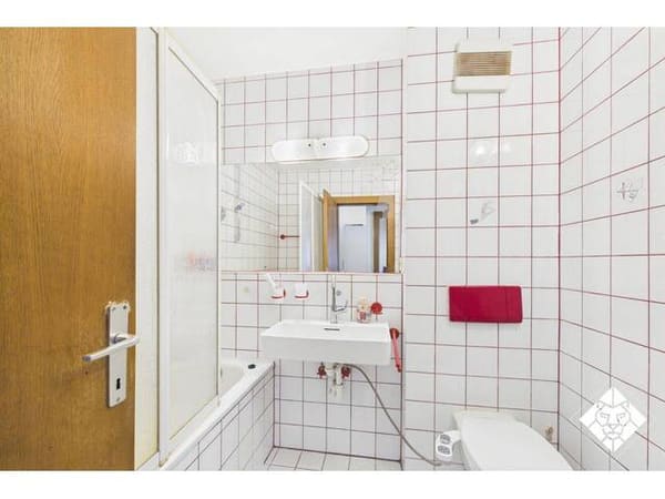 Immobilie in Brixlegg - Gemütlichkeit trifft Potenzial: Wohnung in Zentraler Lage mit Kachelofen zu kaufen! - Bild 4