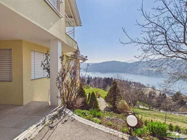 Immobilie in Millstatt am See - Panorama-Residenz Millstatt: Wo Wohndesign auf grenzenlose Freiheit trifft. Exklusives Anwesen mit Seeblick. - Bild 0