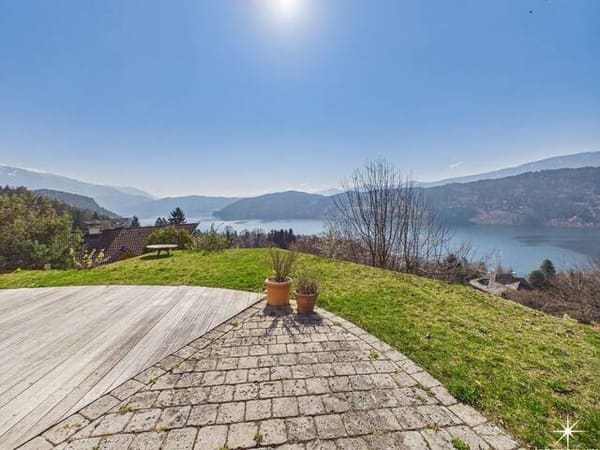 Immobilie in Millstatt am See - Panorama-Residenz Millstatt: Wo Wohndesign auf grenzenlose Freiheit trifft. Exklusives Anwesen mit Seeblick. - Bild 2
