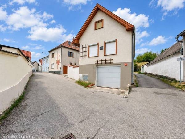Immobilie in Stoob - Großes Mehrfamilienhaus in Stoob mit Garten, Terrasse, Garage – Top Zustand! - Bild 0