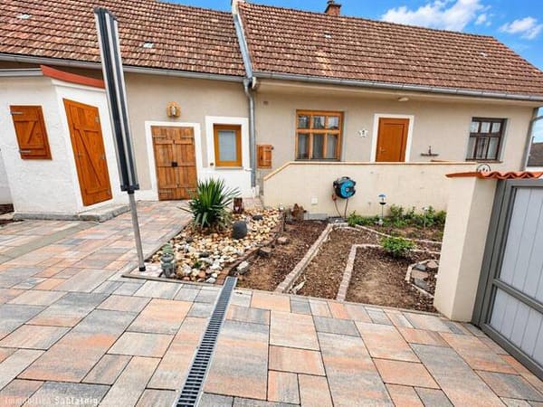 Immobilie in Stoob - Großes Mehrfamilienhaus in Stoob mit Garten, Terrasse, Garage – Top Zustand! - Bild 3
