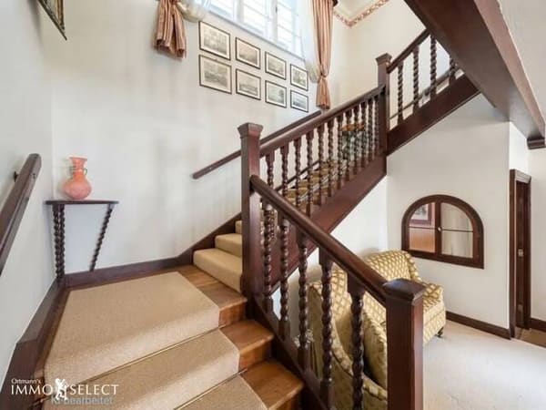 Immobilie in Traismauer - Historische Villa mit parkähnlichem Garten, Pool & privatem Wellnessbereich - Bild 3