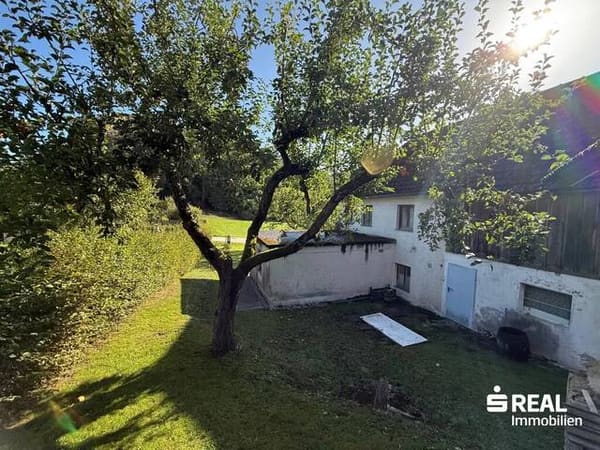 Immobilie in Greisingberg - Sanierungsbedürftiges Haus mit großzügigem Grundstück in Greisingberg/Pregarten! - Bild 1