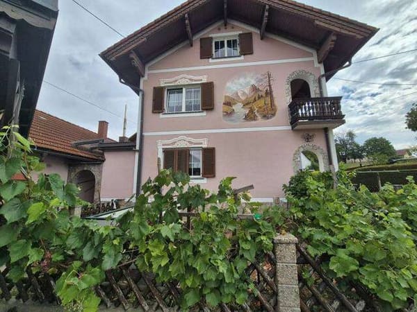 Immobilie in Hainersdorf - Gepflegtes Einfamilienhaus (115m²) in ruhiger Lage in Großhartmannsdorf! - Bild 2