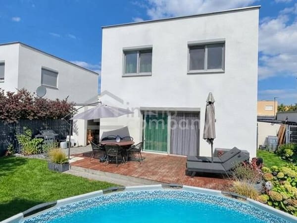 Immobilie in Margarethen am Moos - WOHNEN BEI WIEN: Energieeffizienter Familientraum mit Pool, 6 Zimmern und Südgarten - Bild 0