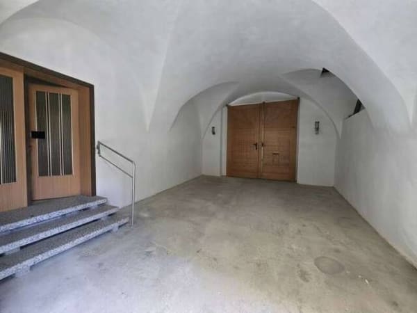 Immobilie in Retz - Historische ehemalige Schmiede mit 2 Wohneinheiten, Innenhof, Garage & vielseitigen Nebenflächen in Retz - Bild 3