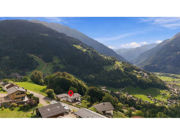 Immobilie in Bartholomäberg - Alpines Refugium mit Bergblick, Terrasse und großem Gestaltungspotenzial als Hauptwohnsitz - Bild 1