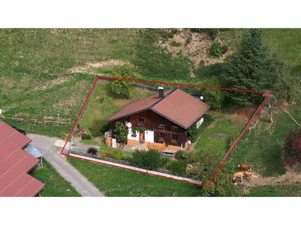 Immobilie in Bartholomäberg - Hauptwohnsitz: Montafonerhaus mit traumhaftem Panoramablick und Sanierungsbedarf - Bild 2