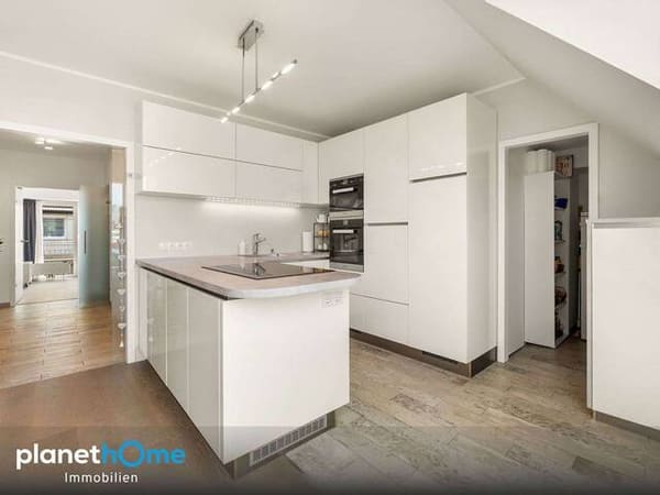 Immobilie in Brunn am Gebirge - Dachgeschoss Maisonette mit herrlichem Ausblick über die Altstadt. Top Ausstattung Fernwärme - Bild 3