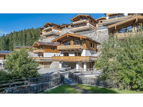 Immobilie in Neukirchen am Großvenediger - Nationalpark-Chalet in traumhafter Ruhelage - Bild 0