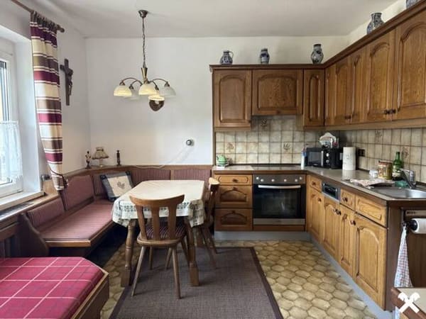 Immobilie in Ried im Innkreis - Wohnhaus mit Potenzial am Stadtrand - Bild 4