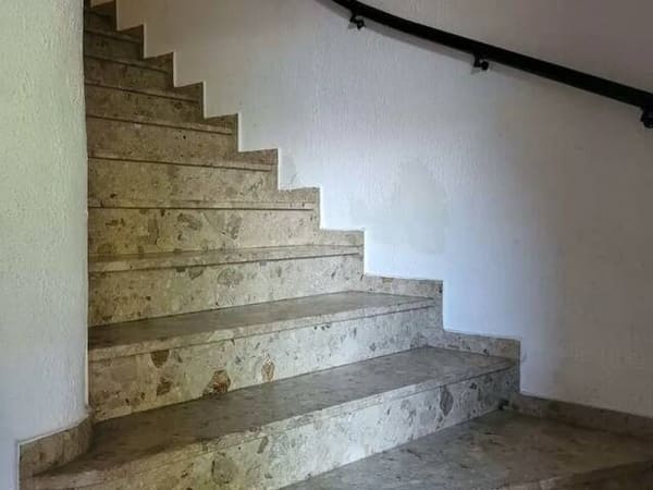 Immobilie in Taiskirchen im Innkreis - K3 - Großzügige Villa mit 2 Wohneinheiten, Garten & Garage in Taiskirchen - Top Lage! - Bild 2