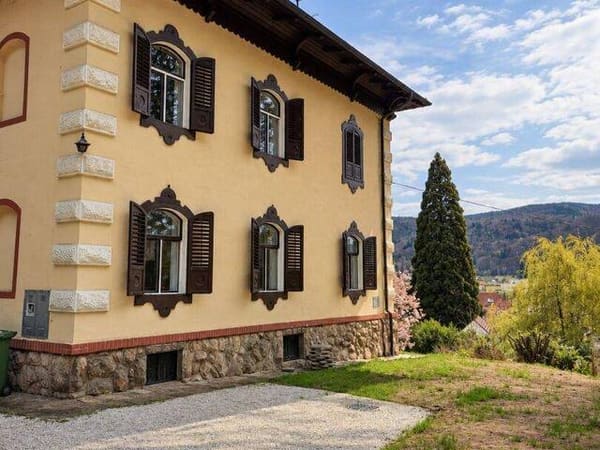 Immobilie in Pitten - VILLA LINA – Ein außergewöhnliches Refugium mit Geschichte, Garten & eigenem Wald - Bild 3