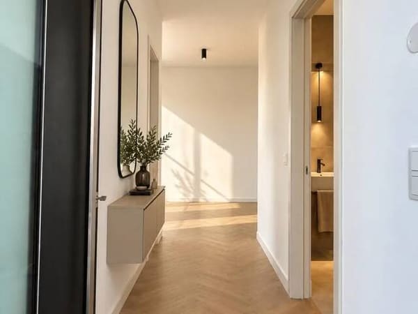 Immobilie in Wolkersdorf im Weinviertel - RAUS AUS WIEN. REIN INS EIGENE HAUS! 181 m² Wohn-/Nutzfläche, XXL-Terrasse & großer Garten - JETZT BESICHTIGUNG SICHERN! - Bild 3
