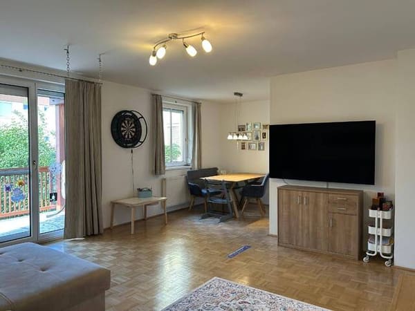 Immobilie in Obertrum am See - Helle 4-Zimmer-Wohnung mit Balkon in Obertrum am See - Provisionsfreier Privatverkauf - Bild 3