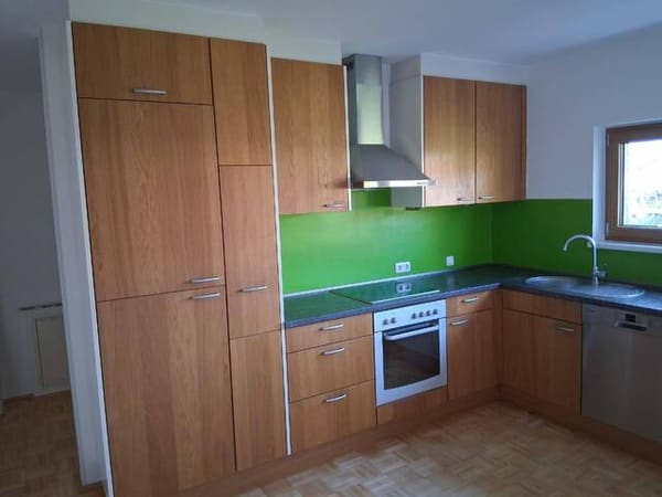 Immobilie in Wörgl - Bezugsfertiges 3-Zimmer-Raumwunder mit Loggia & Tiefgarage: Ruhig & Zentral - Bild 1