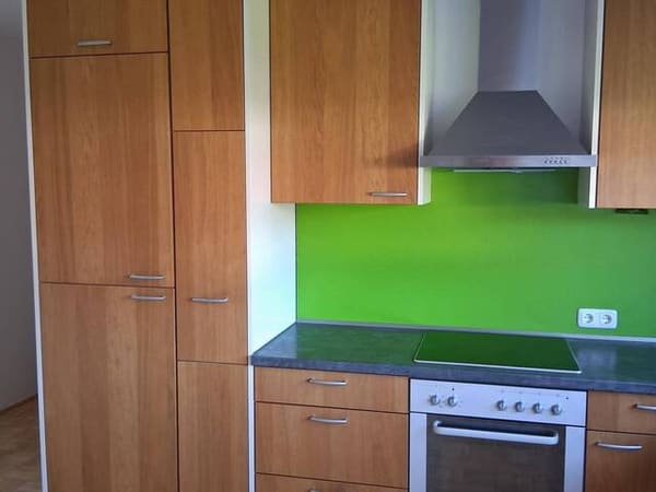 Immobilie in Wörgl - Bezugsfertiges 3-Zimmer-Raumwunder mit Loggia & Tiefgarage: Ruhig & Zentral - Bild 2