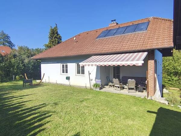 Immobilie in Offenhausen - Gepflegtes Einfamilienhaus mit großem Garten, viel Platz & vielseitigen Möglichkeiten! - Bild 3