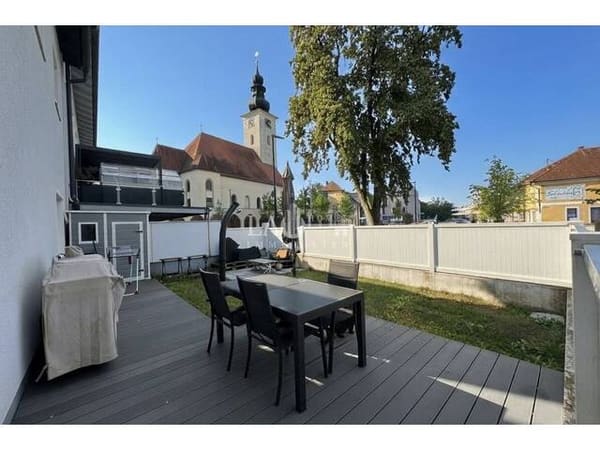 Immobilie in Hörsching - GARTENTRAUM MIT TERRASSE UND ZWEI STELLPLÄTZE IN ZENTRALER LAGE - Bild 4