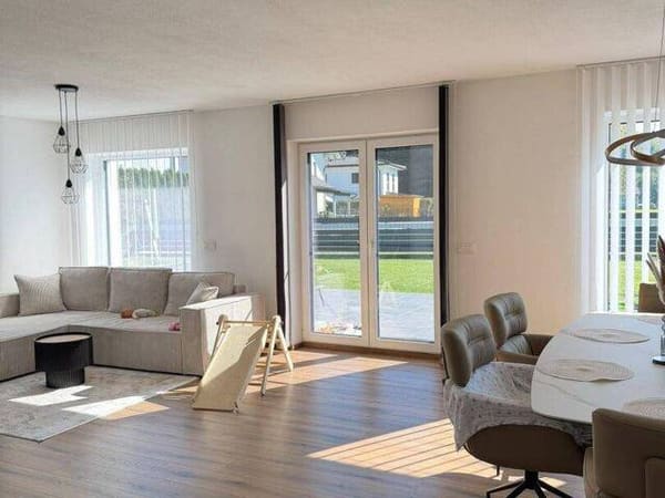 Immobilie in Schneegattern - Großzügiges Einfamilienhaus mit Einliegerwohnung - Bild 3