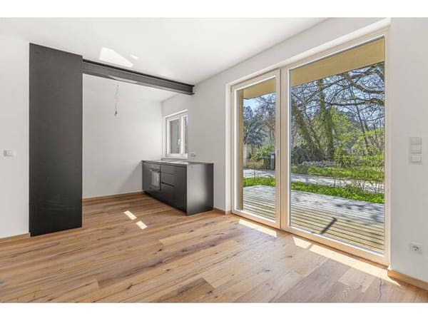Immobilie in Bad Radkersburg - *** SCHWARZER ADLER *** Neubau trifft Geschichte - exklusiver Erstbezug mit Terrasse und Garten - Bild 2