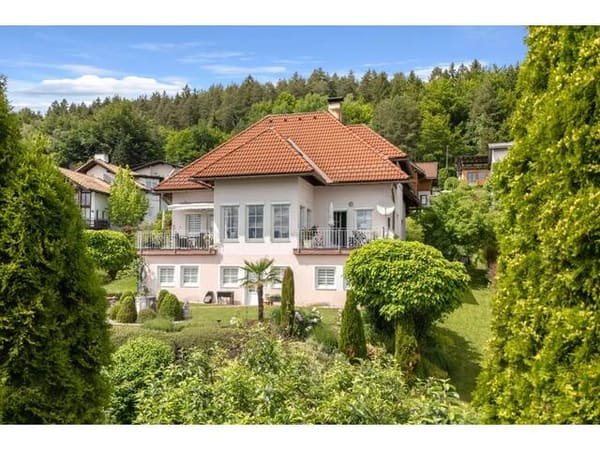 Immobilie in Velden am Wörther See - Gemütliches Wohnhaus mit traumhaftem Seeblick - Bild 1