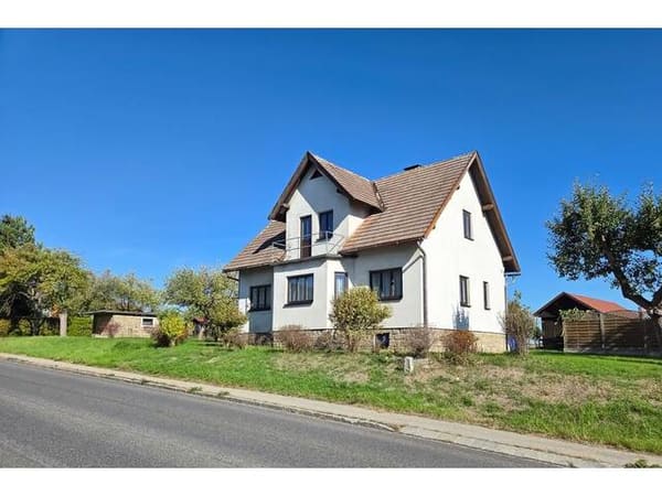 Immobilie in Pürbach - Neues Leben gesucht - Einfamilienhaus mit großzügigem Garten und Ausbaupotenzial - Bild 3