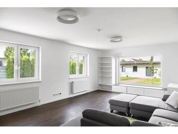 Immobilie in Tadten - Gelegenheit - Haus mit Gartenidylle, großer Terrasse und vielseitigem Nebengebäude als Doppelgarage oder Hobbyraum - Bild 4