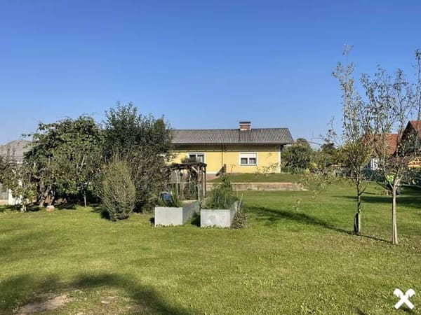 Immobilie in Hautzendorf - Willkommen in Premstätten! Vielseitiges Wohnhaus mit weitläufigem Gartengrund - Bild 2