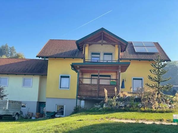 Immobilie in St. Andrä - Großzügiges Einfamilienwohnhaus mit Doppelgarage und viel Potential in ruhiger Lage in Jakling - Bild 1