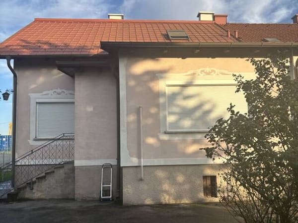 Immobilie in Bruck an der Leitha - Großzügiges 6-Zimmer-Einfamilienhaus mit Garten und Garage in Bruck an der Leitha zum Top Preis von € 449.000,00 - Bild 2