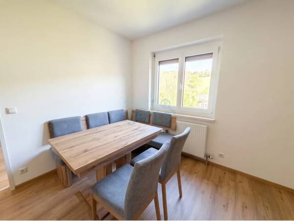Immobilie in Weyer - Hochwertige Mansardenwohnung in Weyer mit Garage und Aussicht in die Berge - Bild 3