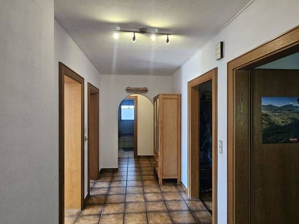 Immobilie in Baumkirchen - Sonnige und ruhige 4-Zimmer Wohnung im 2-Familienhaus - Bild 1