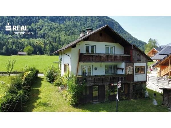 Immobilie in Bad Aussee - Wohnen, wo andere Urlaub machen: Immobilie mit Gestaltungspotenzial in Bad Aussee mit Panoramablick - Bild 0
