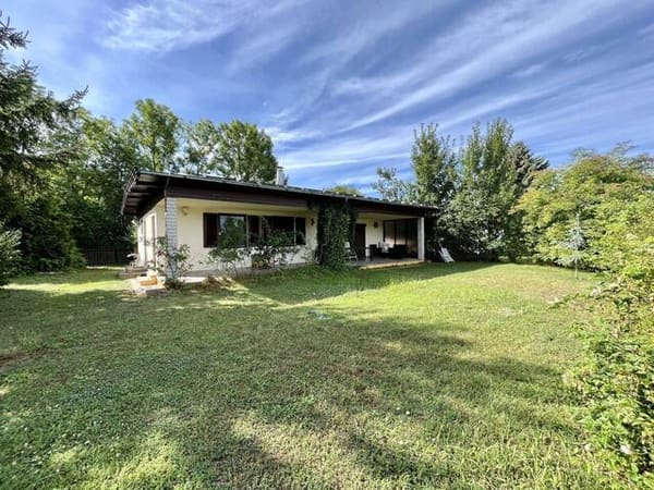 Immobilie in Velm - Eigengrund! Ruheoase 15 min von Wien: Bungalow am Badesee, ganzjährig bewohnbar - Bild 2