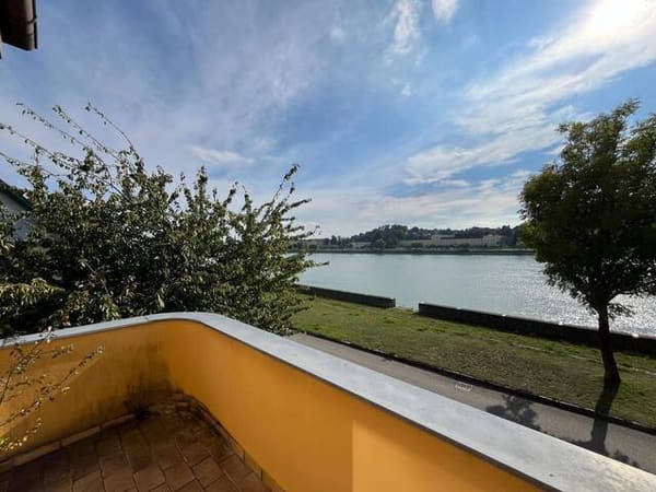 Immobilie in Wieselburg - Idyllisches Haus mit 2 Wohneinheiten im Dornröschenschlaf in einzigartiger Lage an der Donau Persenbeug Zentrum - Bild 2
