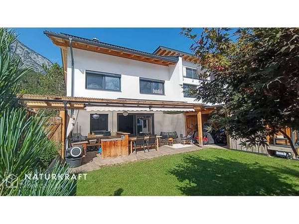 Immobilie in Telfs - Ein Zuhause zum Ankommen – Haushälfte mit Traumterrasse, Garten & nachhaltigem Energiekonzept - Bild 0