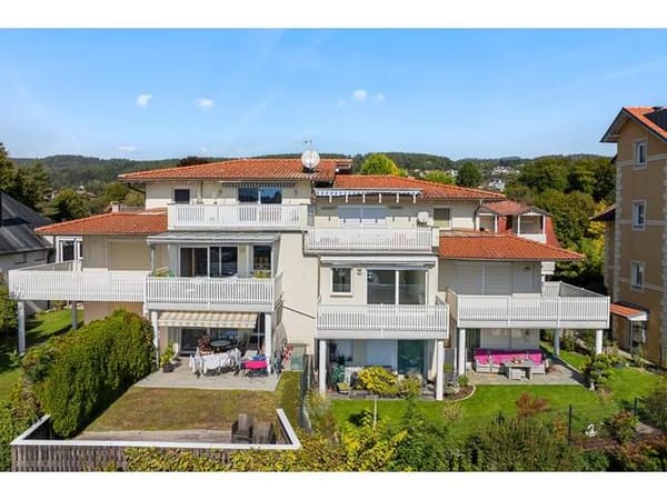 Immobilie in Velden am Wörther See - WOHNUNG MIT TRAUMHAFTER AUSSICHT IN ZENTRUMSLAGE - Bild 2
