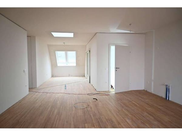 Immobilie in Mistelbach - Dachgeschosswohnung mit Klimaanlage und Terrasse im Stadtzentrum | Nachhaltiger Neubau - Bild 0